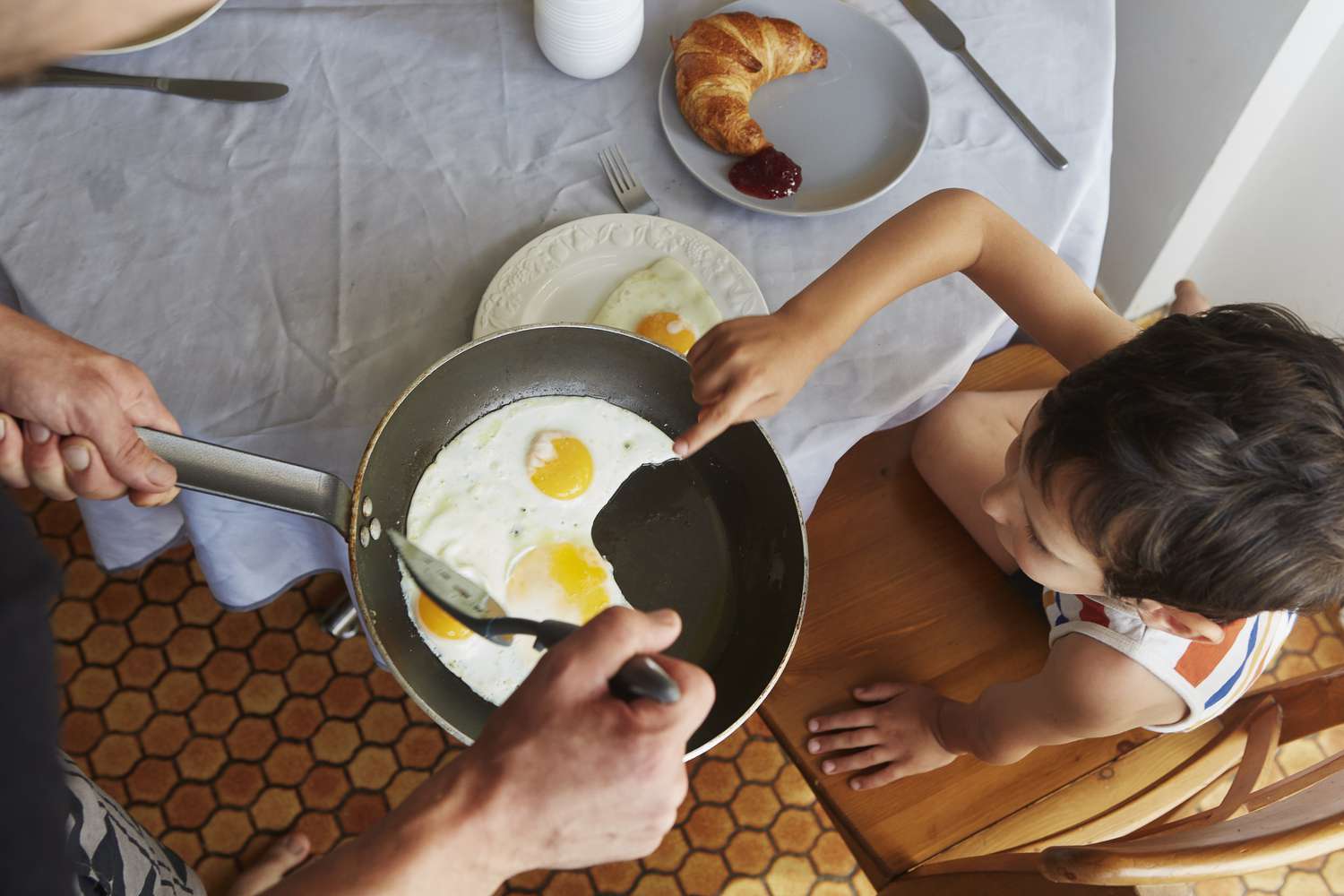 Eggs - Ultimate Guide: Diet to Increase Height for Your Child