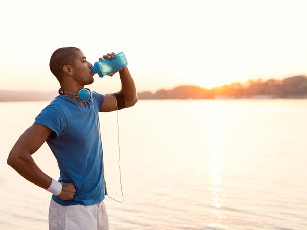 The Impact of Hydration on Weight Loss